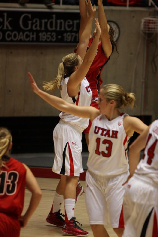 2012-11-13 19:38:27 ** Basketball, Damenbasketball, Paige Crozon, Rachel Messer, Southern Utah, Taryn Wicijowski, Utah Utes ** 