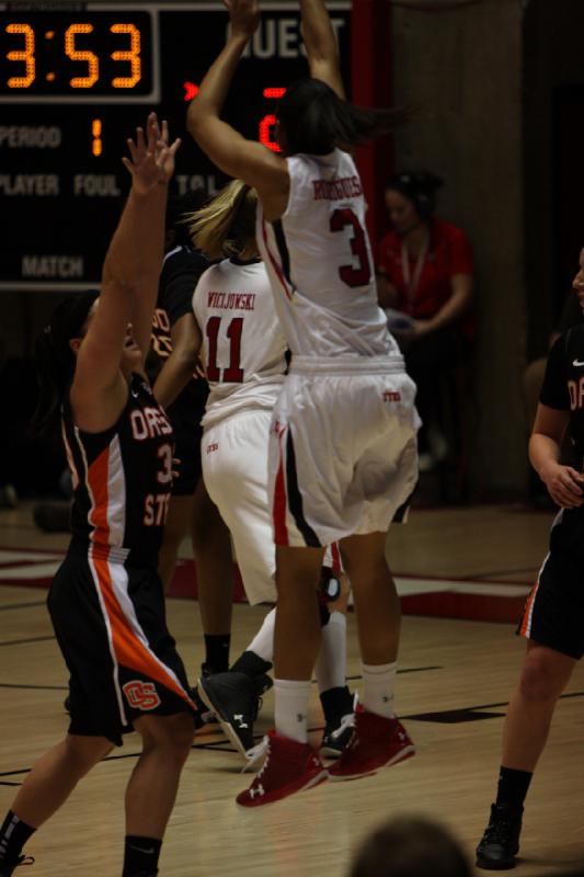 2012-03-01 19:27:17 ** Basketball, Damenbasketball, Iwalani Rodrigues, Oregon State, Taryn Wicijowski, Utah Utes ** 