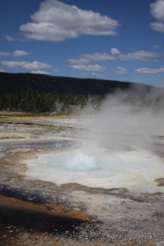 2008-08-15 12:16:50 ** Yellowstone National Park ** 