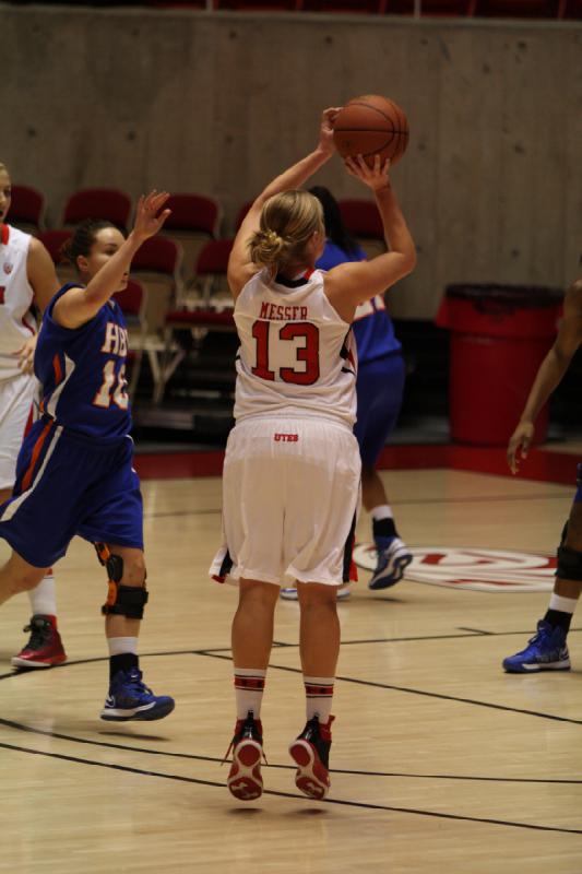 2012-12-15 15:04:20 ** Basketball, Damenbasketball, Houston Baptist Huskies, Rachel Messer, Utah Utes ** 