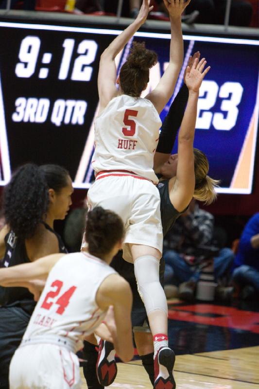 2018-02-18 15:01:23 ** Basketball, Megan Huff, Tilar Clark, Utah Utes, Washington, Women's Basketball ** 