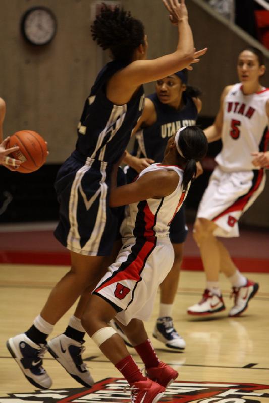 2011-01-01 16:00:13 ** Basketball, Damenbasketball, Janita Badon, Michelle Harrison, Utah State, Utah Utes ** 