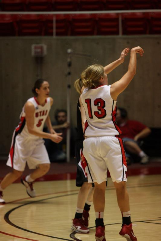 2010-12-20 19:19:24 ** Basketball, Michelle Harrison, Rachel Messer, Southern Oregon, Utah Utes, Women's Basketball ** 