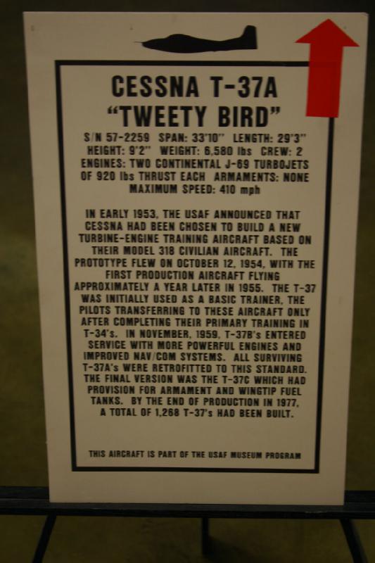 2007-04-01 15:41:38 ** Air Force, Hill AFB, Utah ** Beschreibung der Cessna T-37A 'Tweety Bird'.