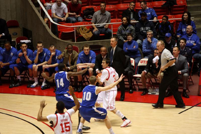 2010-01-23 16:02:16 ** Air Force, Basketball, Carlon Brown, Marshall Henderson, Men's Basketball, Utah Utes ** 