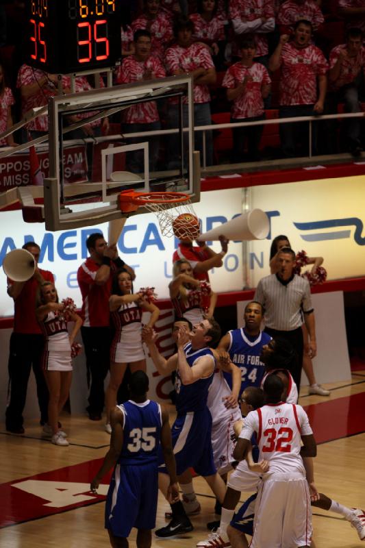 2010-01-23 16:29:33 ** Air Force, Basketball, Herrenbasketball, Jason Washburn, Shawn Glover, Utah Utes ** 