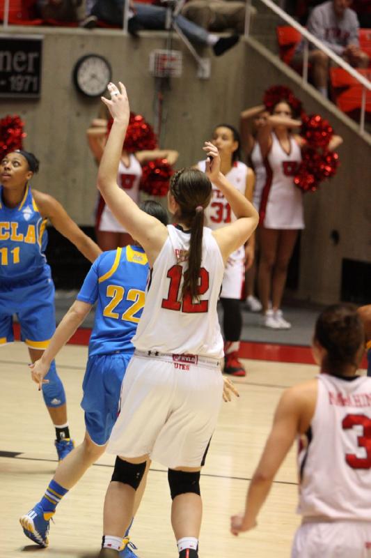 2014-03-02 15:38:54 ** Basketball, Ciera Dunbar, Damenbasketball, Emily Potter, Malia Nawahine, UCLA, Utah Utes ** 