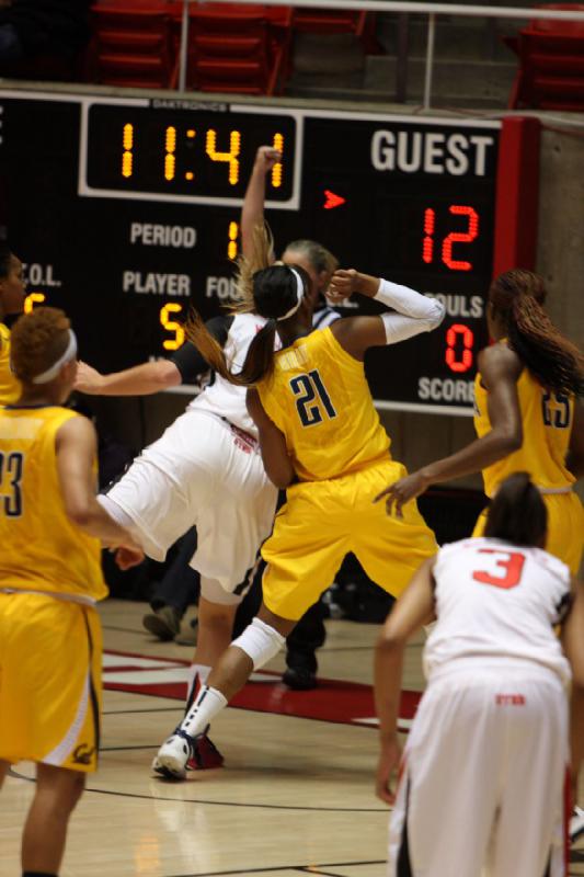 2013-01-04 18:17:02 ** Basketball, Cal, Iwalani Rodrigues, Taryn Wicijowski, Utah Utes, Women's Basketball ** 