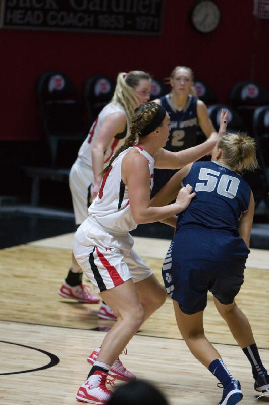 2014-12-03 18:31:21 ** Basketball, Damenbasketball, Paige Crozon, Utah State, Utah Utes, Wendy Anae ** 