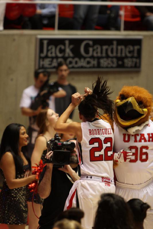 2013-01-18 18:59:04 ** Arizona, Basketball, Damenbasketball, Danielle Rodriguez, Swoop, Utah Utes ** 