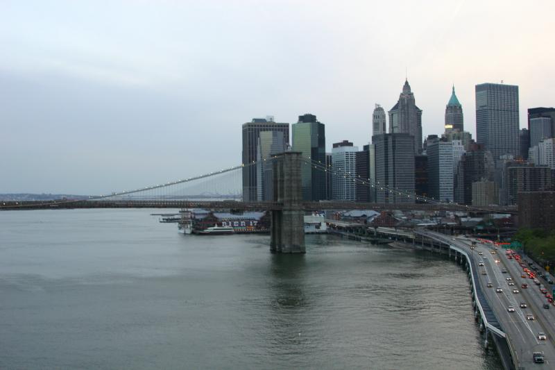 2006-05-07 19:45:58 ** New York ** 'Brooklyn Bridge' und Teil Manhattans von der 'Manhattan Bridge' aus.