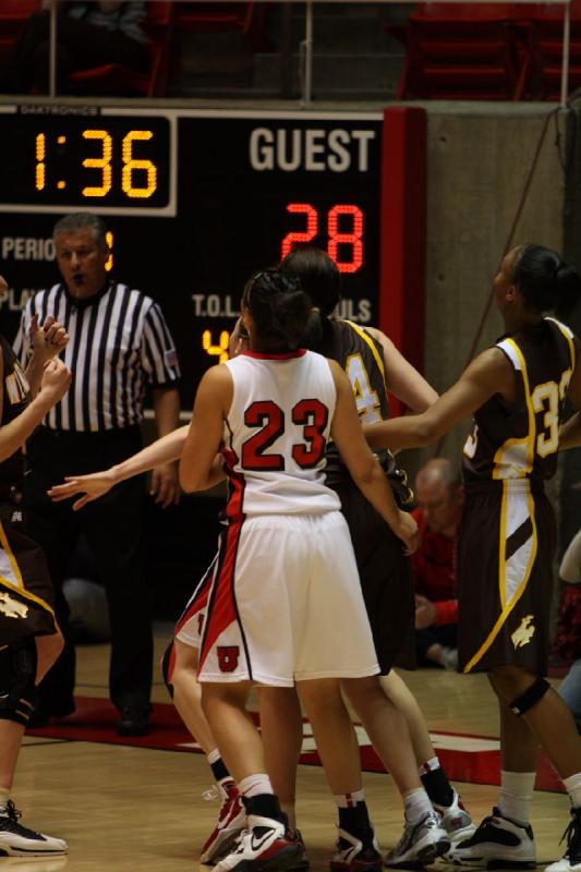 2011-01-15 15:42:43 ** Basketball, Brittany Knighton, Damenbasketball, Diana Rolniak, Utah Utes, Wyoming ** 