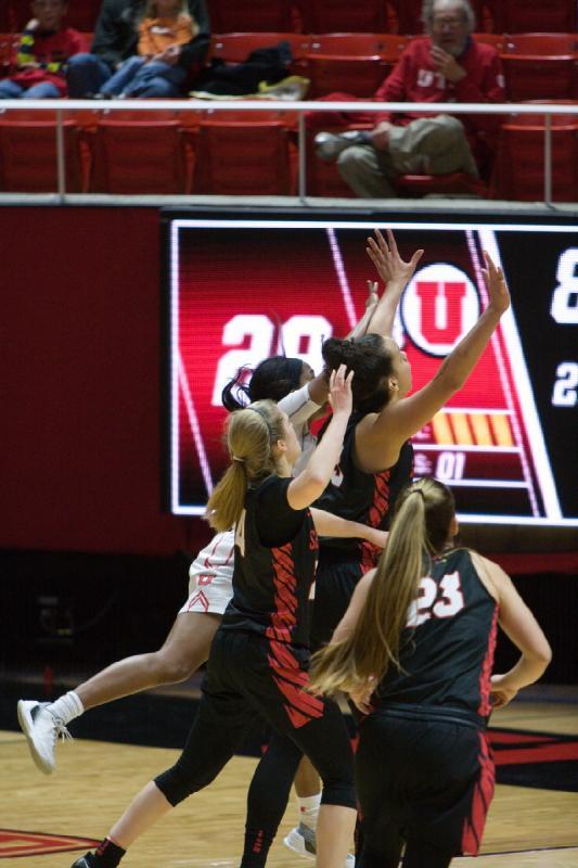 2018-11-26 19:29:32 ** Basketball, Damenbasketball, Erika Bean, Seattle University, Utah Utes ** 