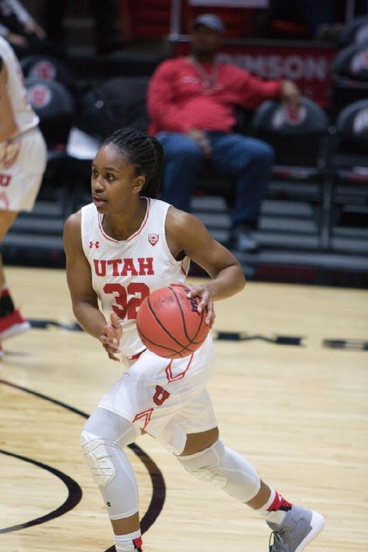 2017-12-05 19:29:58 ** Basketball, Damenbasketball, Pepperdine, Tanaeya Boclair, Utah Utes ** 