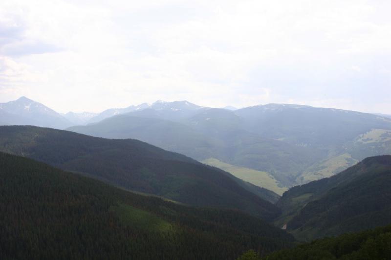 2006-07-23 15:31:20 ** Vail ** Far visibility from the top of the mountain. 2006-07-23 15:31:20 ** Vail ** Far visibility from the top of the mountain.