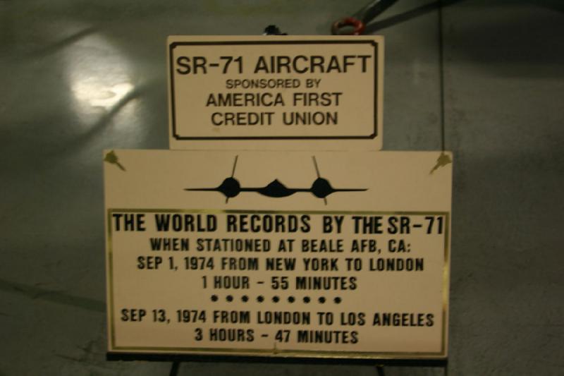 2007-04-08 13:57:28 ** Air Force, Hill AFB, Utah ** Speed records of the SR-71: From New York to London 1 hour, 55 minutes. From London to Los Angeles 3 hours, 47 minutes.