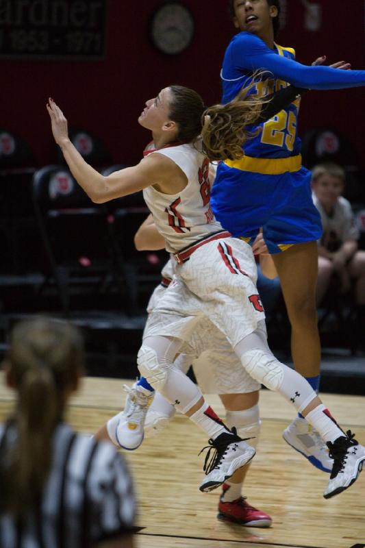 2016-01-31 15:43:29 ** Basketball, Damenbasketball, Danielle Rodriguez, UCLA, Utah Utes ** 