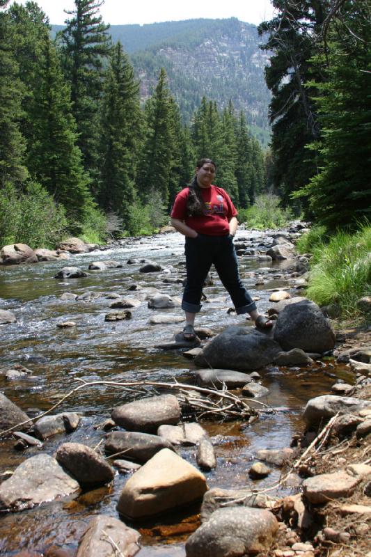 2006-07-23 13:14:44 ** Erica, Vail ** Einstellen der Kamera für ein Foto von uns beiden.