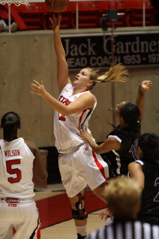 2011-12-01 20:07:44 ** Basketball, Cheyenne Wilson, Taryn Wicijowski, Utah Utes, Weber State, Women's Basketball ** 