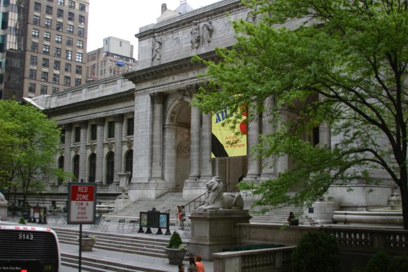 2006-05-07 19:05:36 ** New York ** Die 'New York Public Library', die öffentliche Bibliothek von New York.