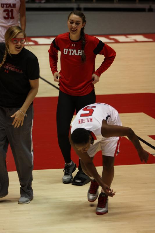 2013-12-11 20:48:03 ** Basketball, Cheyenne Wilson, Damenbasketball, Taryn Wicijowski, Utah Utes, Utah Valley University, Wendy Anae ** 