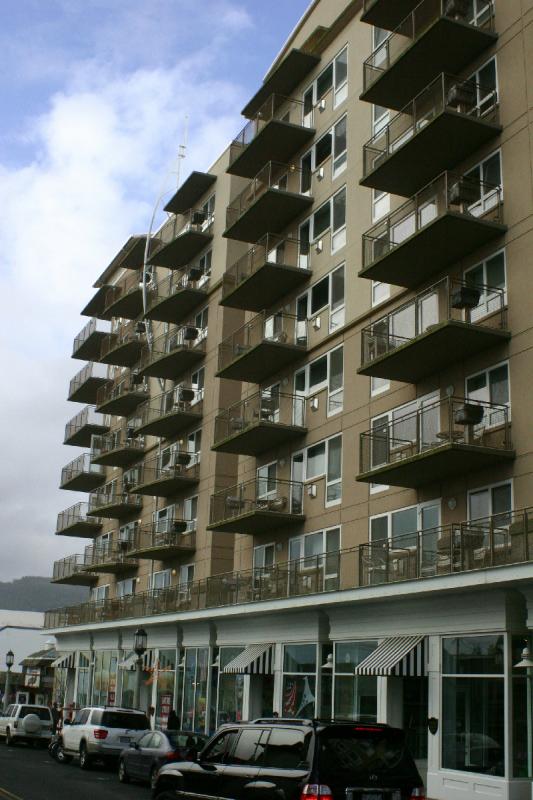 2006-01-28 15:32:46 ** Oregon, Seaside ** Close to the beach and an ocean view.