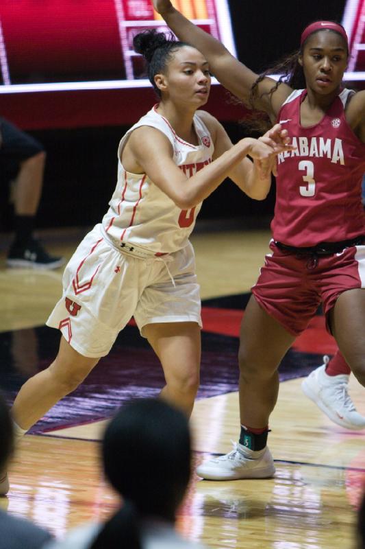 2018-11-13 20:22:56 ** Alabama, Basketball, Damenbasketball, Kiana Moore, Utah Utes ** 