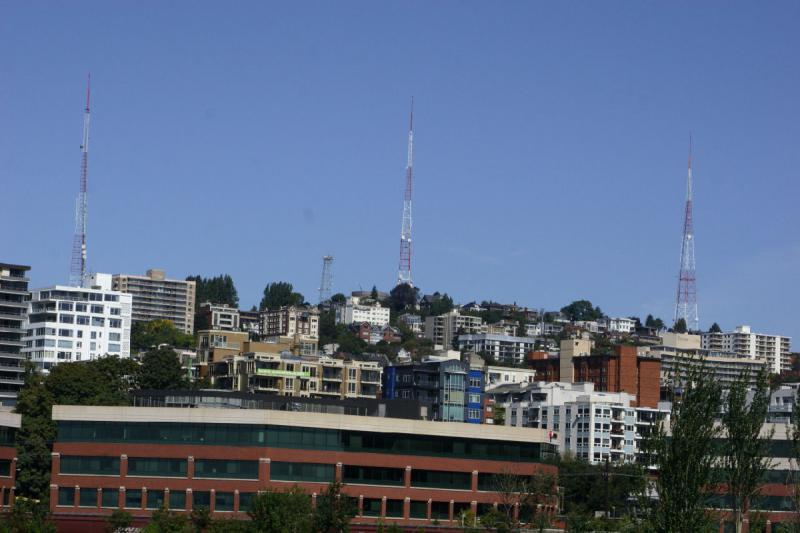 2007-09-01 13:51:06 ** Seattle ** Television antennas in the Queen Anne district.