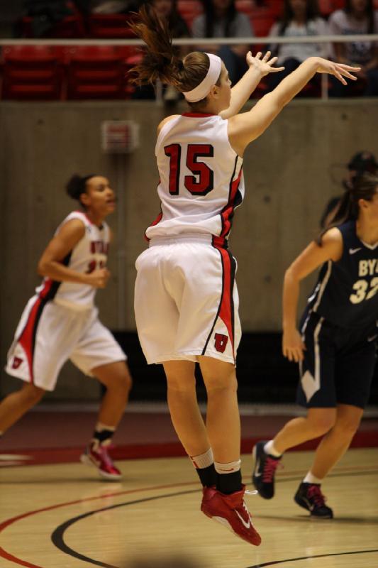 2011-02-12 16:25:00 ** Basketball, BYU, Ciera Dunbar, Damenbasketball, Michelle Plouffe, Utah Utes ** 