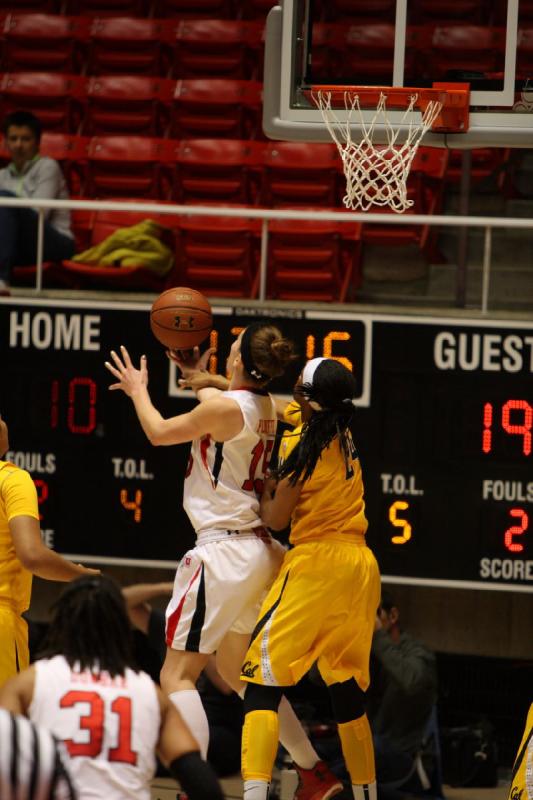 2014-01-12 13:17:38 ** Basketball, Cal, Ciera Dunbar, Damenbasketball, Michelle Plouffe, Utah Utes ** 