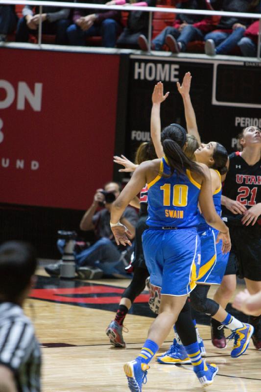 2015-01-09 18:11:23 ** Basketball, Damenbasketball, Danielle Rodriguez, UCLA, Utah Utes, Wendy Anae ** 