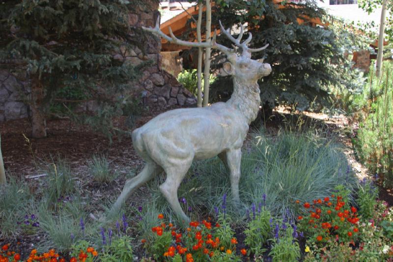 2006-07-22 13:55:16 ** Vail ** A copper elk at our hotel. 2006-07-22 13:55:16 ** Vail ** A copper elk at our hotel.