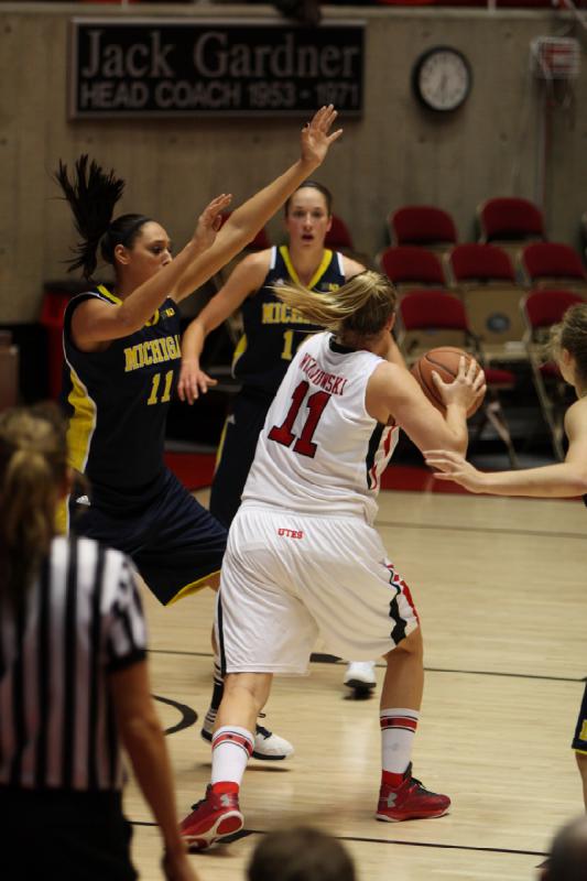 2012-11-16 17:33:46 ** Basketball, Damenbasketball, Michigan, Taryn Wicijowski, Utah Utes ** 