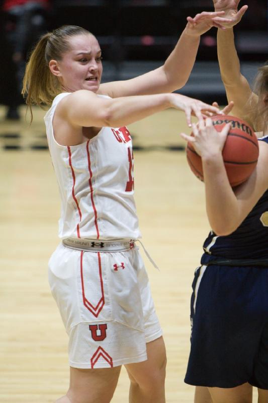 2017-12-21 13:33:07 ** Basketball, Damenbasketball, Megan Jacobs, Oral Roberts, Utah Utes ** 