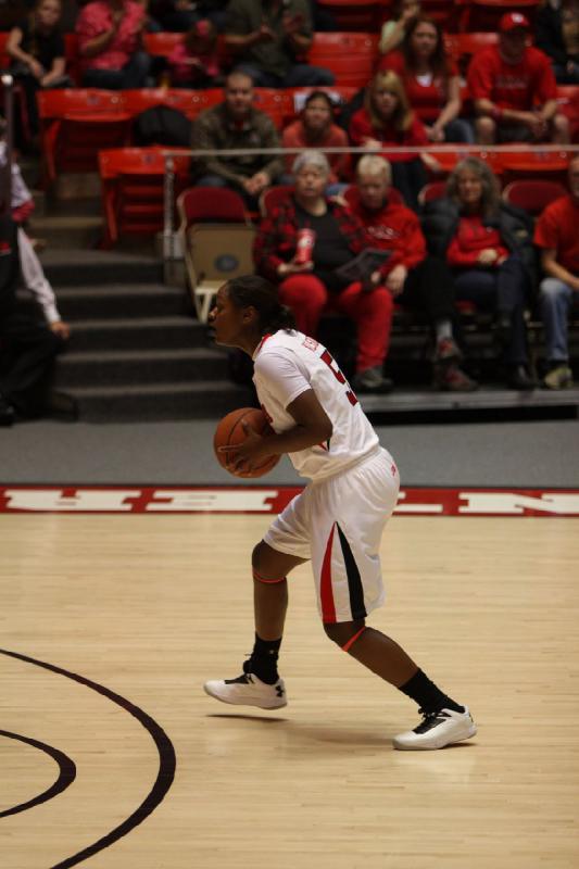 2012-12-29 16:09:00 ** Basketball, Cheyenne Wilson, North Dakota, Utah Utes, Women's Basketball ** 