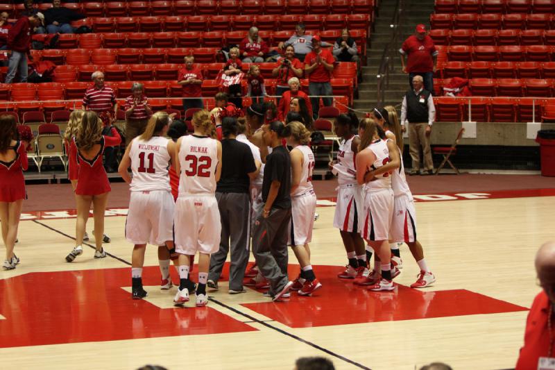 2011-12-01 20:37:59 ** Allison Gida, Basketball, Brittany Knighton, Chelsea Bridgewater, Cheyenne Wilson, Ciera Dunbar, Diana Rolniak, Iwalani Rodrigues, Janita Badon, Michelle Plouffe, Rachel Messer, Rachel Morris, Rita Sitivi, Taryn Wicijowski, Utah Utes, Weber State, Women's Basketball ** 