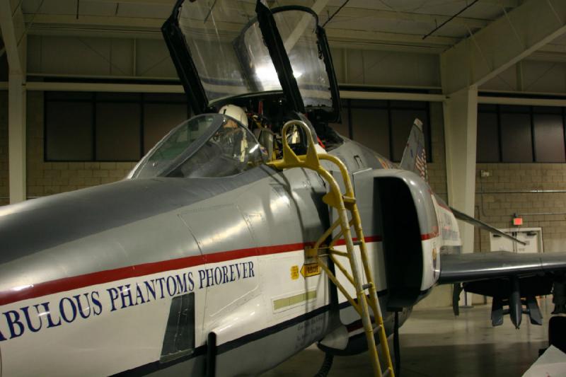 2007-04-08 14:04:26 ** Air Force, Hill AFB, Utah ** Cockpit der 'Phantom II'.