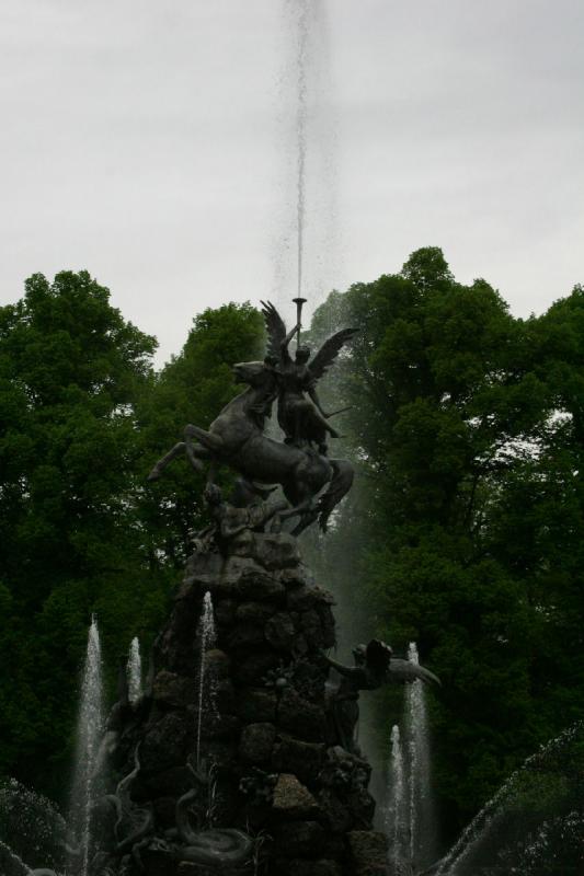 2008-05-17 14:55:36 ** Deutschland, München ** Fama-Brunnen.