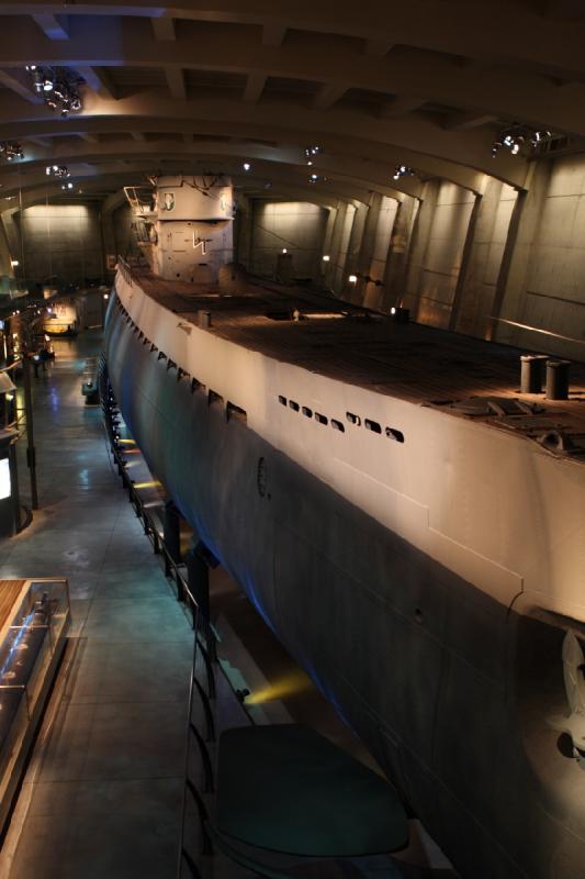 2014-03-11 09:36:15 ** Chicago, Illinois, Museum of Science and Industry, Typ IX, U 505, U-Boote ** Das deutsche U-Boot 505 im Museum of Science and Industry.