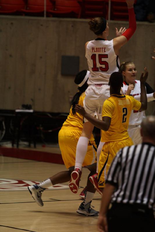 2013-01-04 18:14:18 ** Basketball, Cal, Michelle Plouffe, Taryn Wicijowski, Utah Utes, Women's Basketball ** 