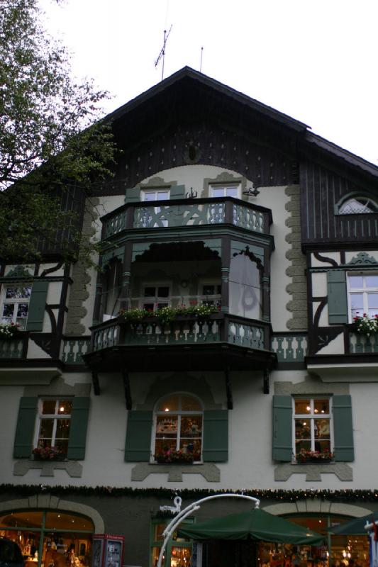 2005-08-21 17:46:40 ** Germany, Munich ** House in Hohenschwangau village.