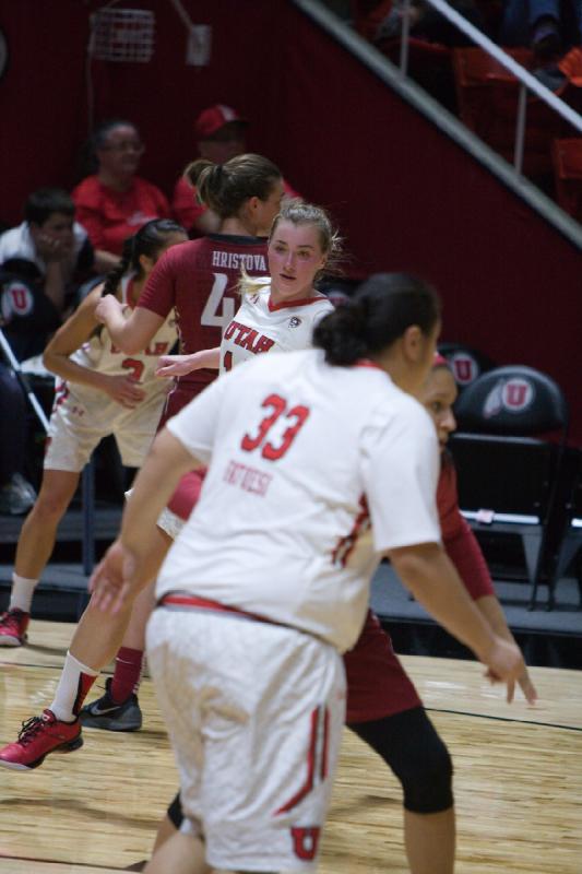 2016-01-02 18:12:54 ** Basketball, Damenbasketball, Joeseta Fatuesi, Malia Nawahine, Paige Crozon, Utah Utes, Washington State ** 