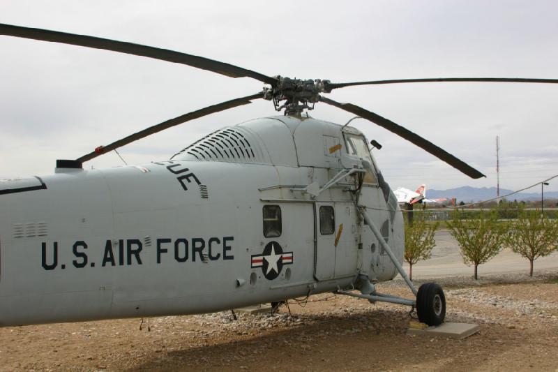 2007-04-01 14:52:10 ** Air Force, Hill AFB, Utah ** Sikorsky H-34J (HH) 'Choctaw'.