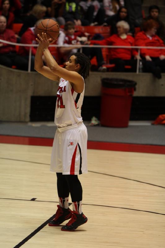 2013-12-30 20:25:42 ** Basketball, Ciera Dunbar, Damenbasketball, UC Santa Barbara, Utah Utes ** 