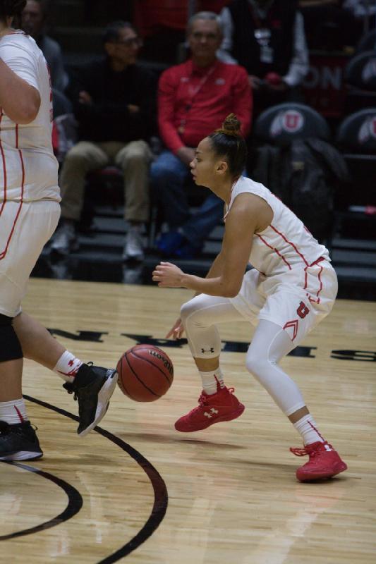 2016-11-30 20:19:53 ** Basketball, Damenbasketball, Joeseta Fatuesi, Kiana Moore, Southern Utah, Utah Utes ** 