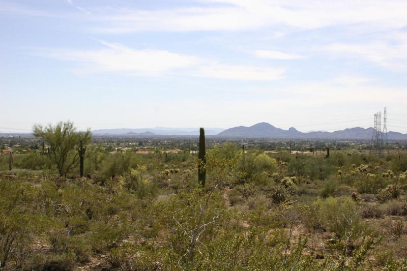 2007-04-14 14:32:10 ** Phoenix, Taliesin West ** Blick Richtung Phoenix.