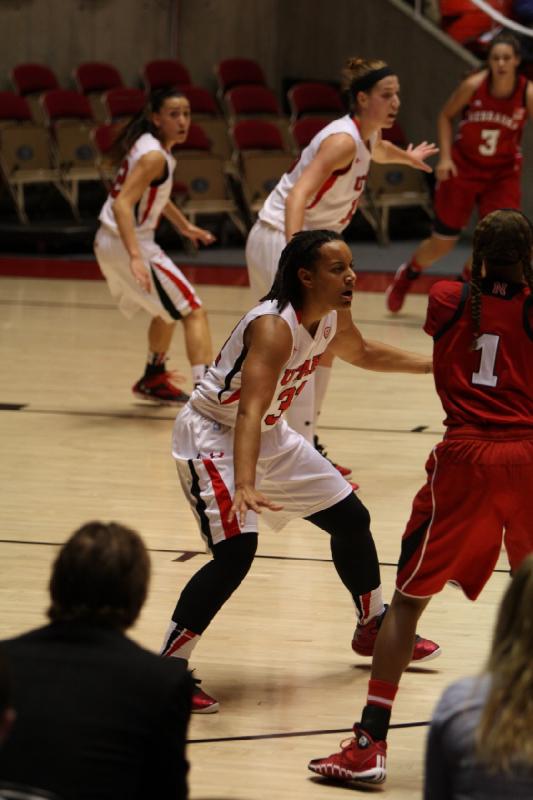 2013-11-15 17:36:38 ** Basketball, Ciera Dunbar, Damenbasketball, Danielle Rodriguez, Michelle Plouffe, Nebraska, Utah Utes ** 