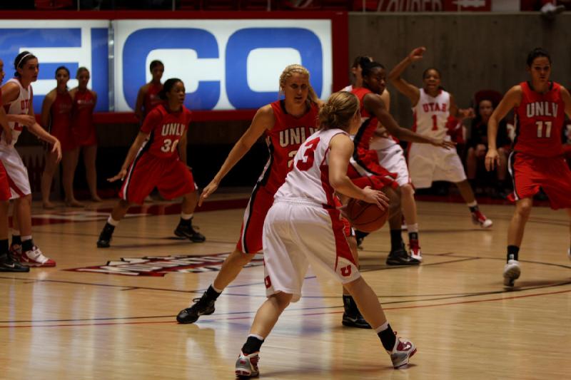 2010-01-16 15:23:21 ** Basketball, Halie Sawyer, Janita Badon, Rachel Messer, UNLV, Utah Utes, Women's Basketball ** 