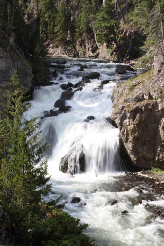 2009-08-03 09:16:34 ** Yellowstone National Park ** Firehole Falls.